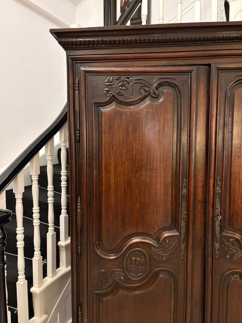 Magnificent Quality Late 17th Century Antique French Provincial Oak Armoire